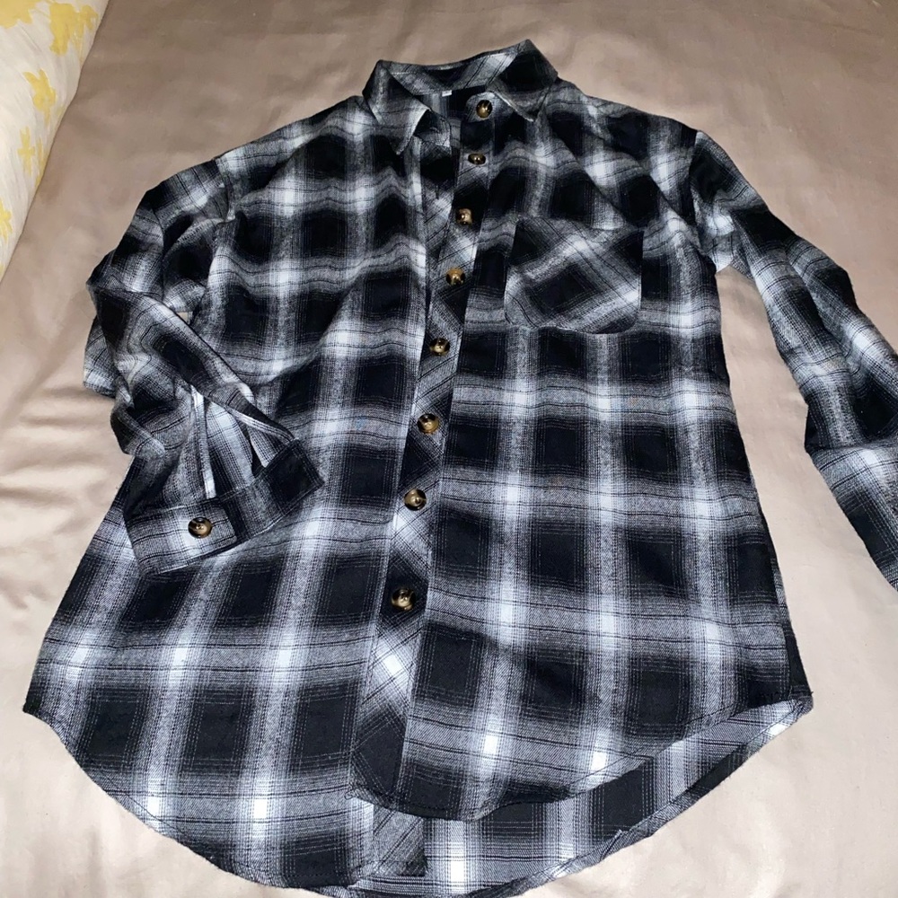 Black/white flannel tunic